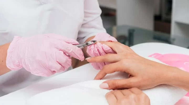 5 Melhores Cursos de Manicure Online